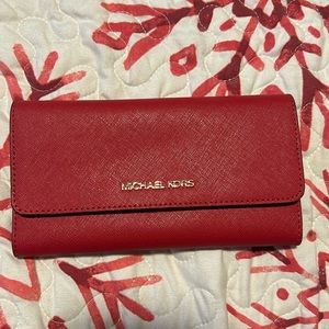 Michael Kors Jet Set Travel Trifold Wallet- Flame